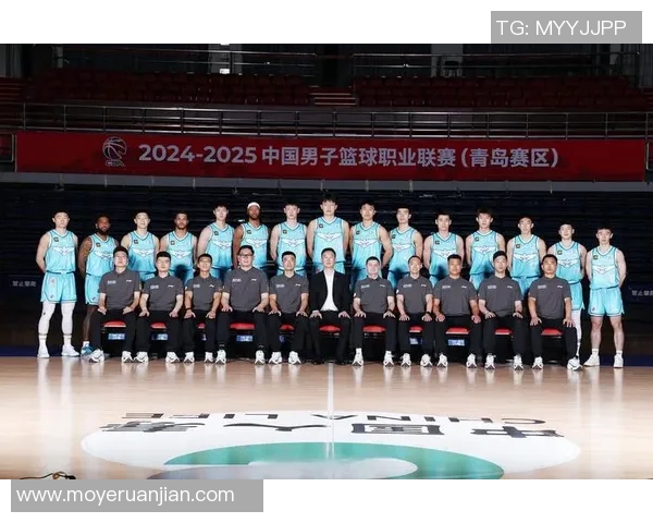 青岛国信俱乐部在CBA与足球中地位分析